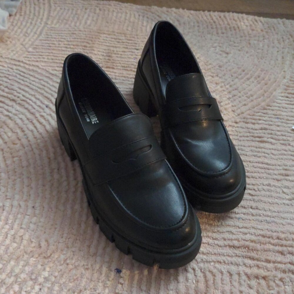 Cushionaire Women's Slip-on Loafers (Size 7)